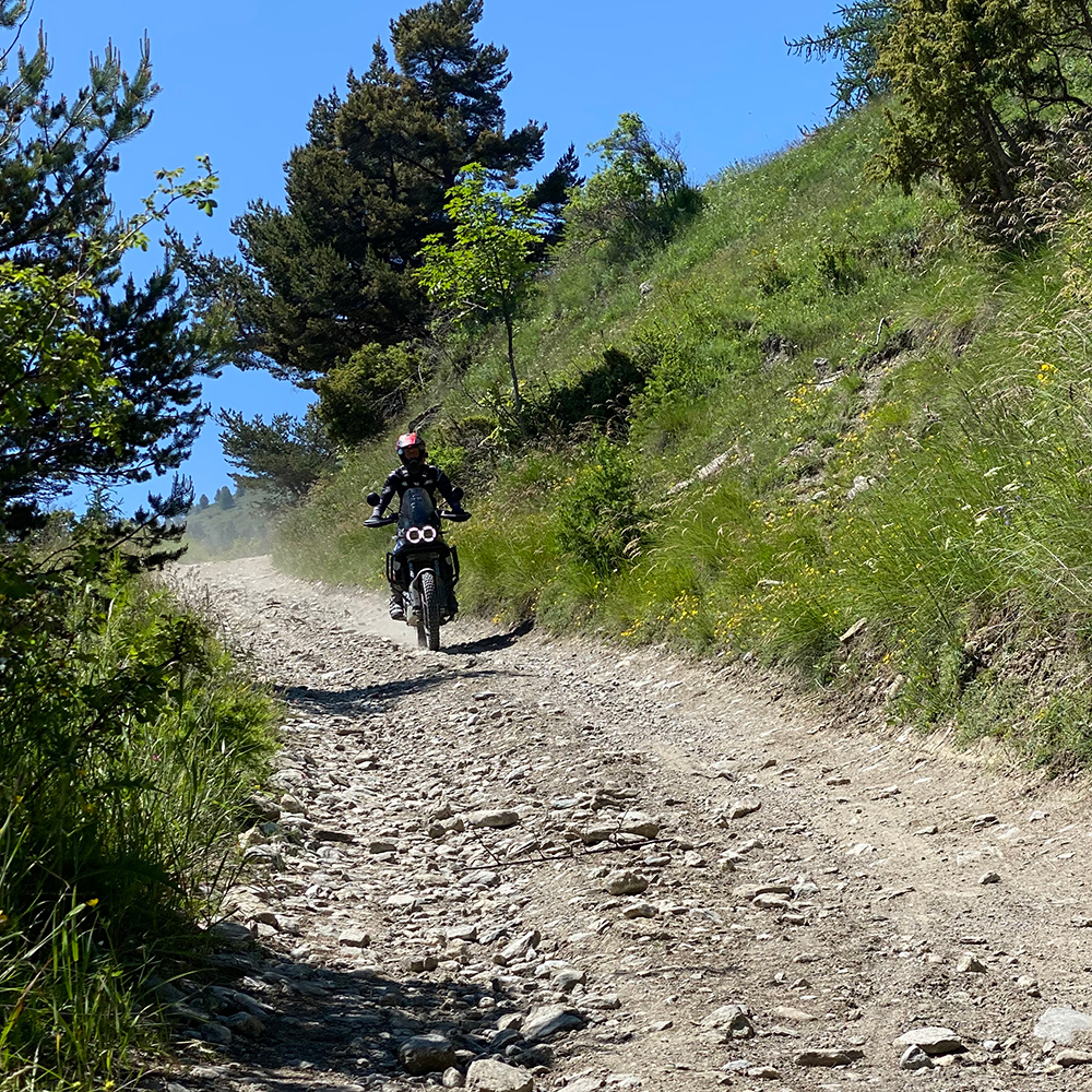 ervaringsdeskundige ducatim over adventure reizen op de motor